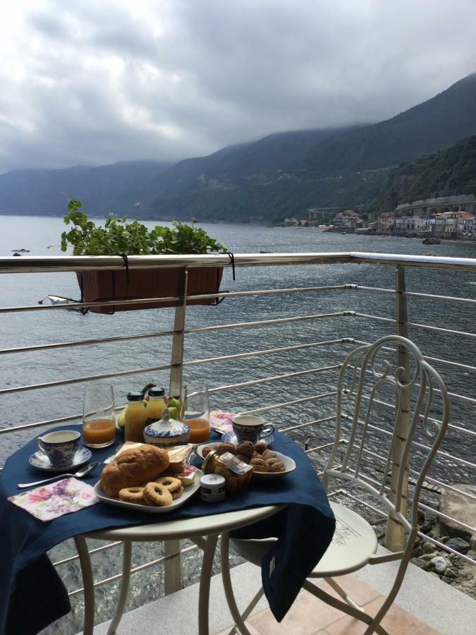 シッラ La Sciabica Bed & Breakfast エクステリア 写真
